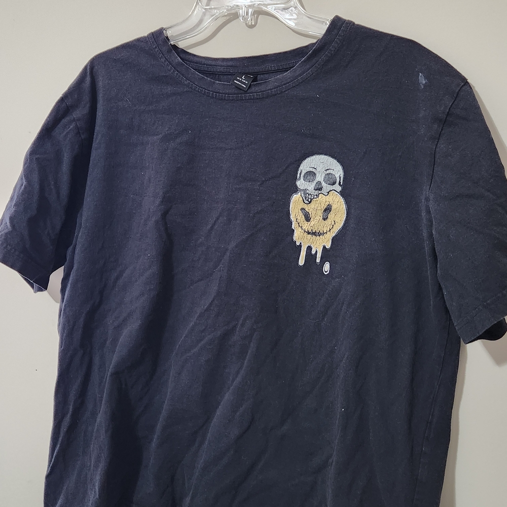 ROMWE Black Tee with Skull Graphic